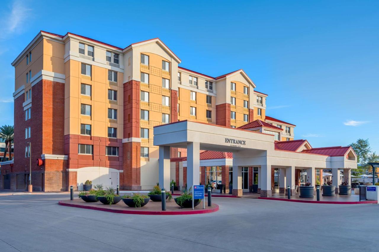 Hilton Garden Inn Scottsdale Old Town Exterior photo