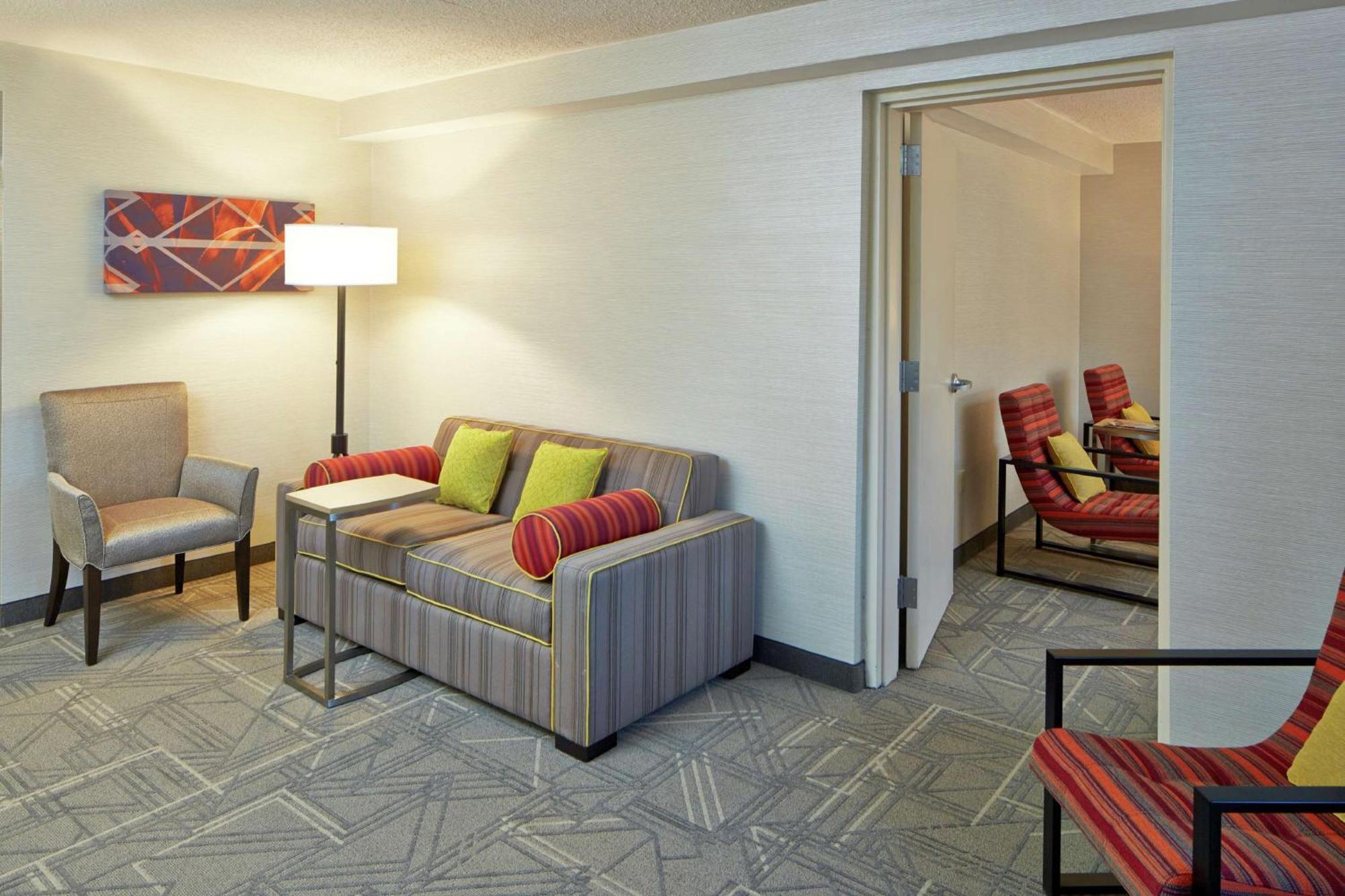 Hilton Garden Inn Scottsdale Old Town Exterior photo